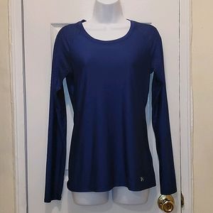 Under Armour top